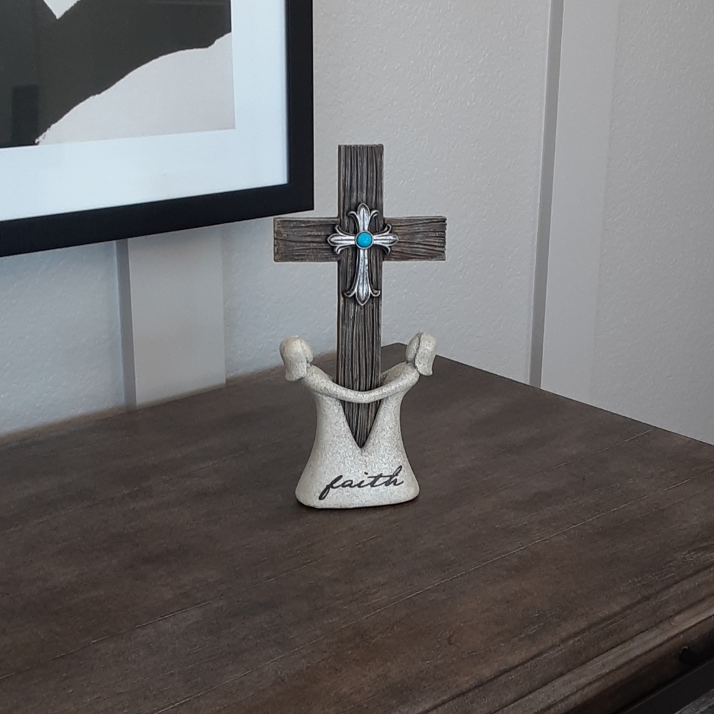 Cross Faith Statue Decor